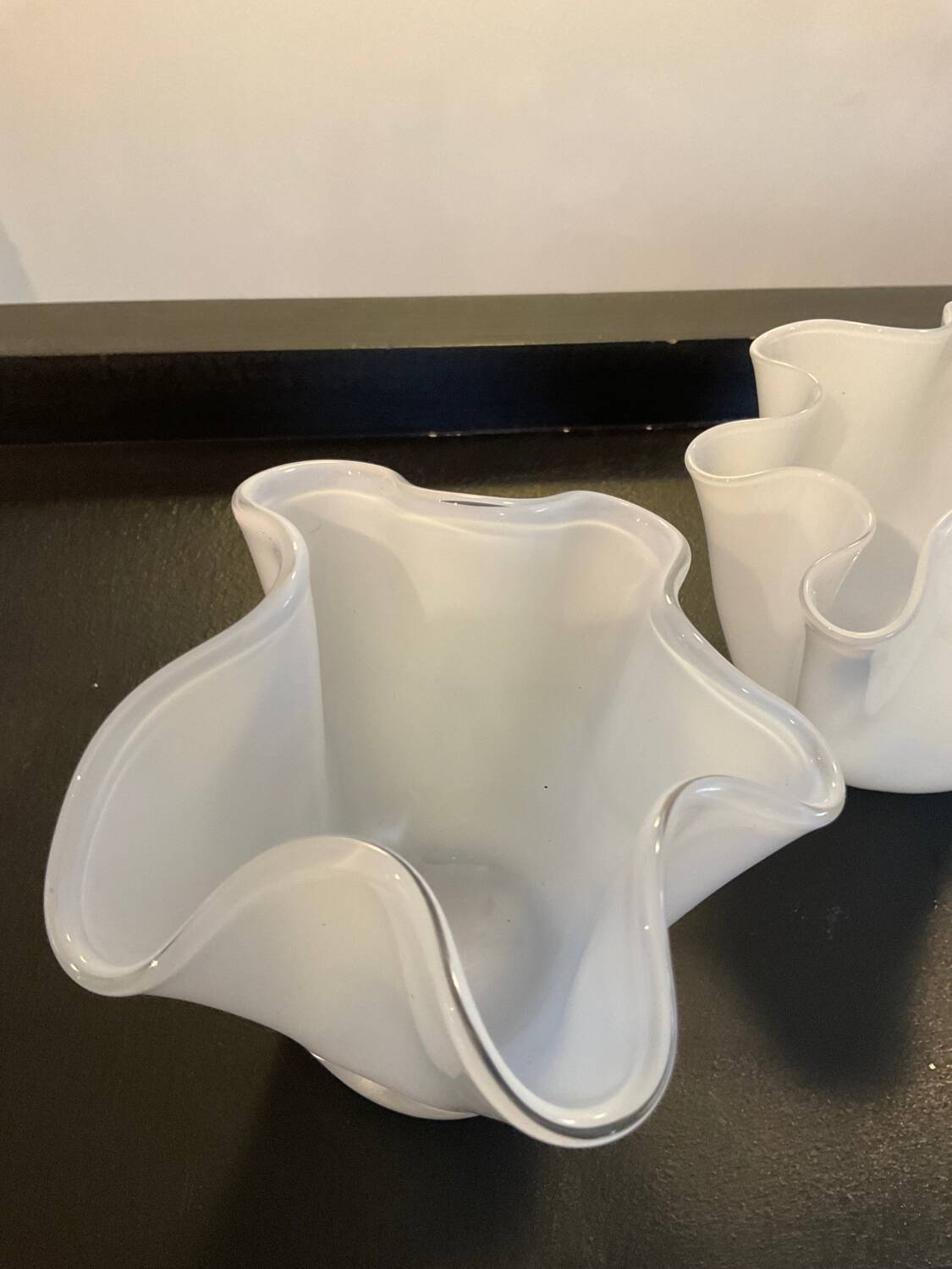 Duo of vintage handkerchief vases in glass paste