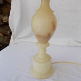 Lamp in albatre