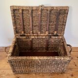Trunk in very good condition