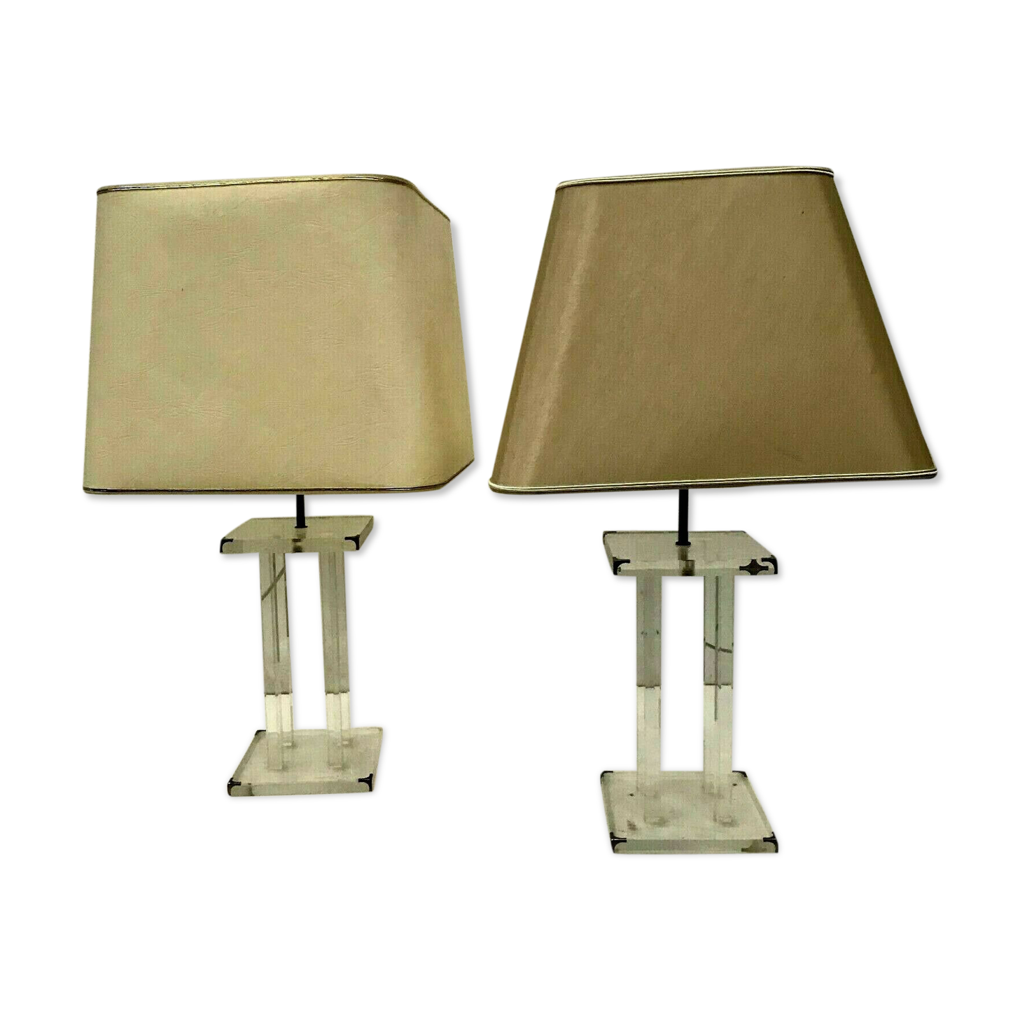 Pair of Plexiglas 20th century lamps