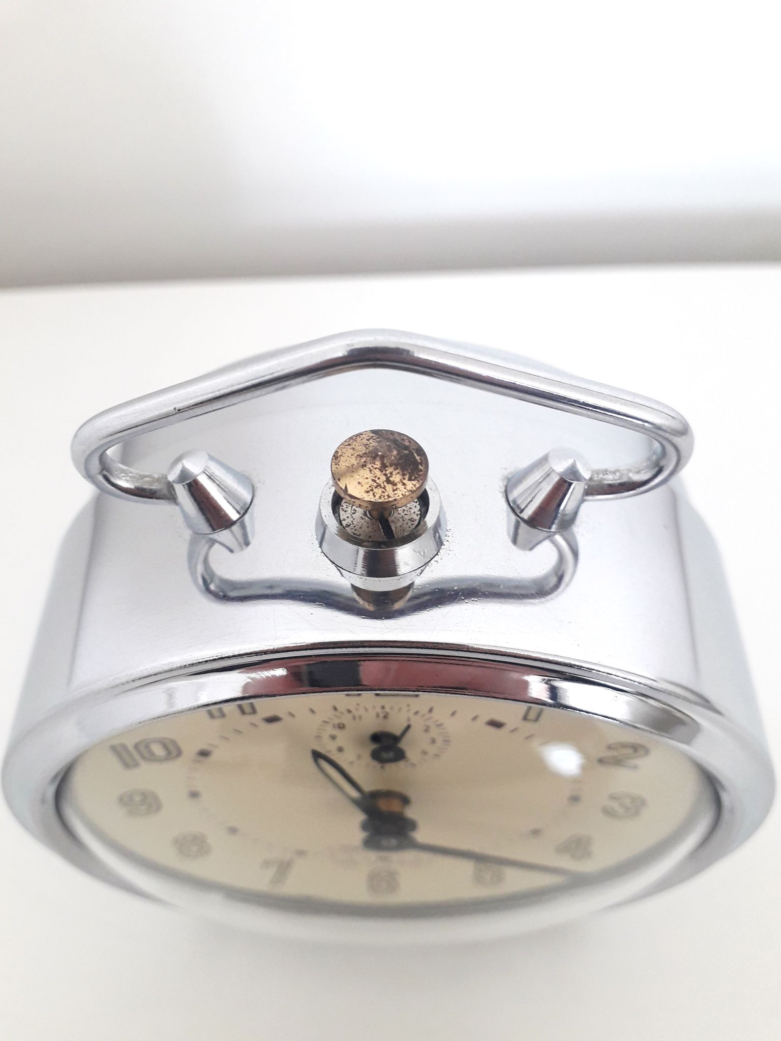 Old mechanical alarm clock jaz ruzic ''repetition'' chrome metal, 1965
