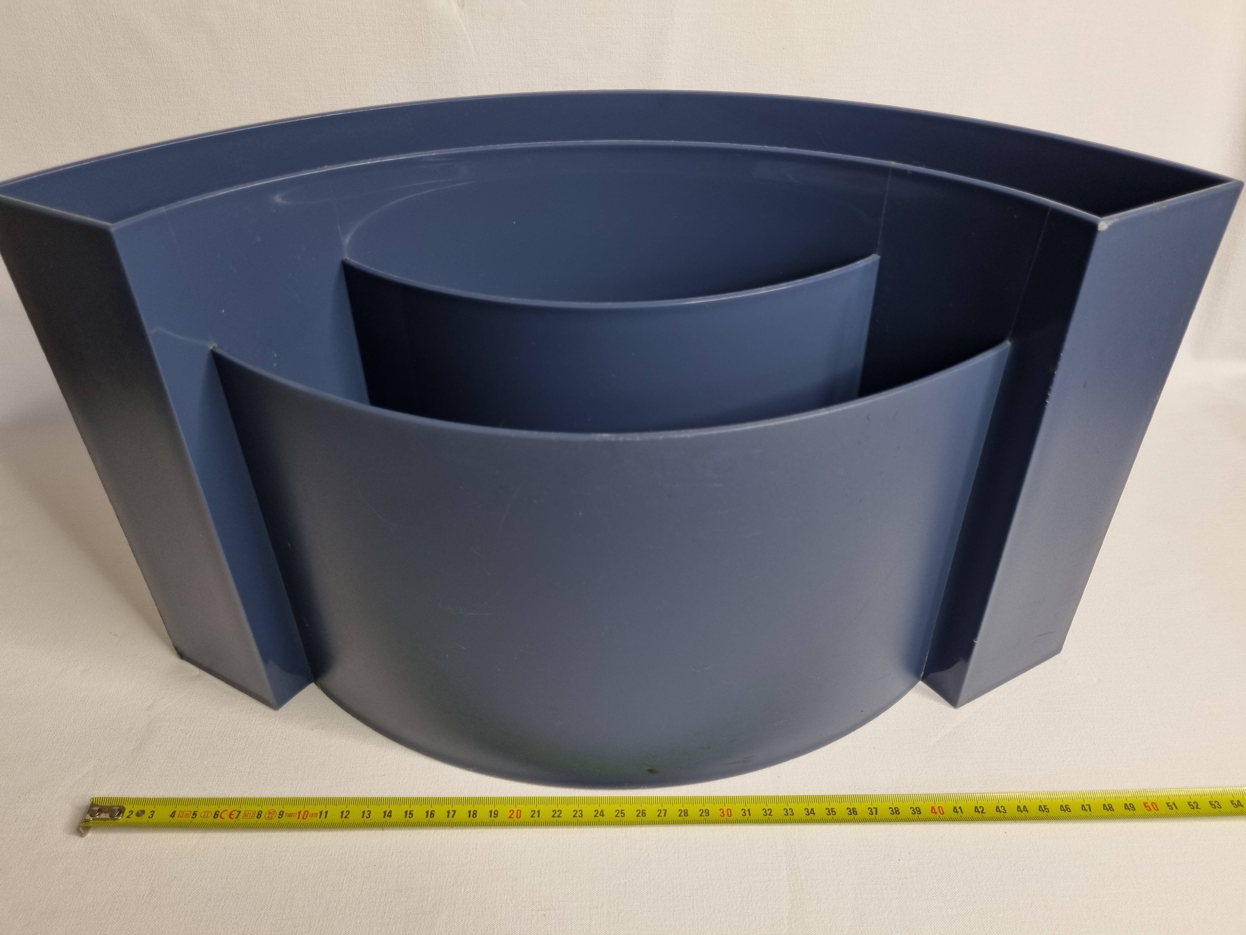 "Wave" magazine holder, design by Maier-Aichen for Authentics, Made in Italy, 90s