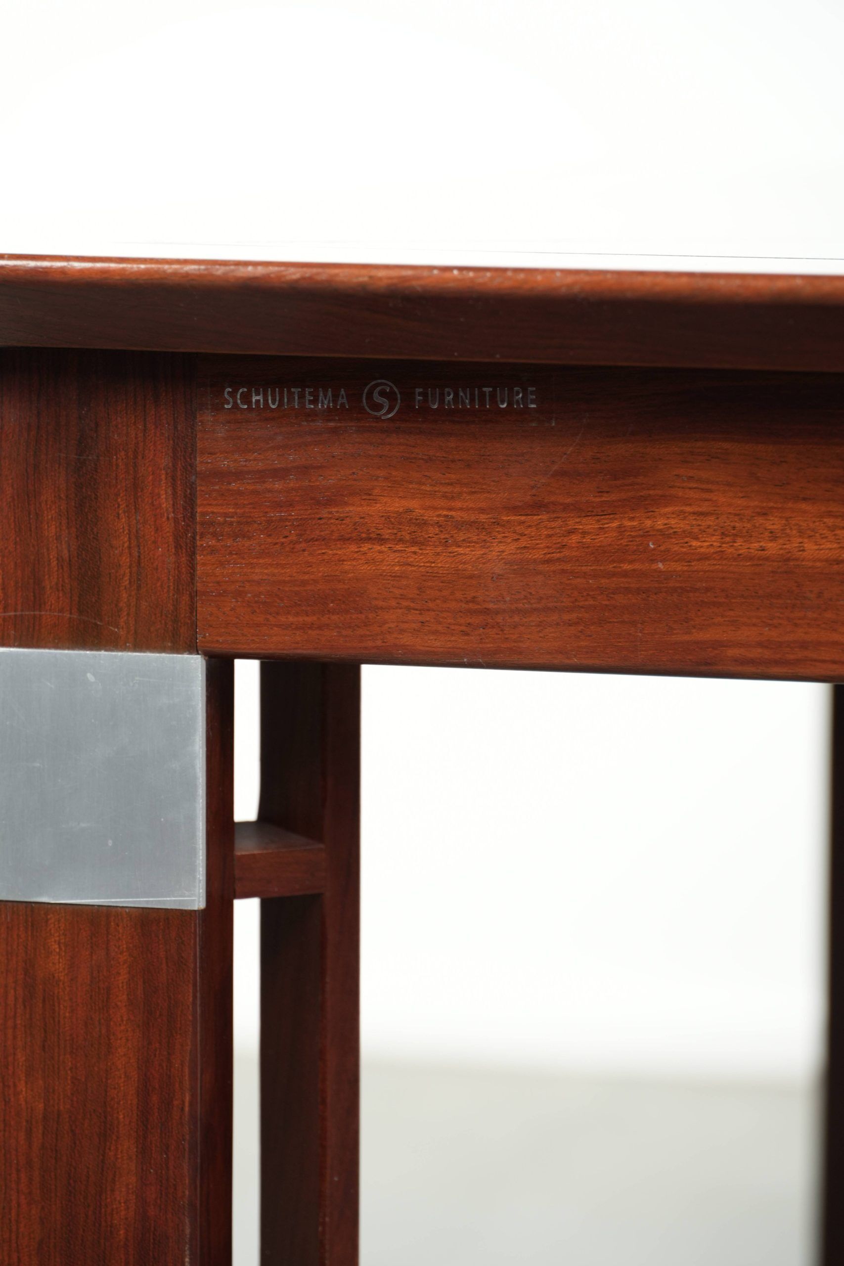 Art Deco design coffee table with extendable parts