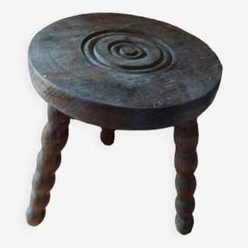 Solid wood stool with patinated tripod legs dpmc 0923224