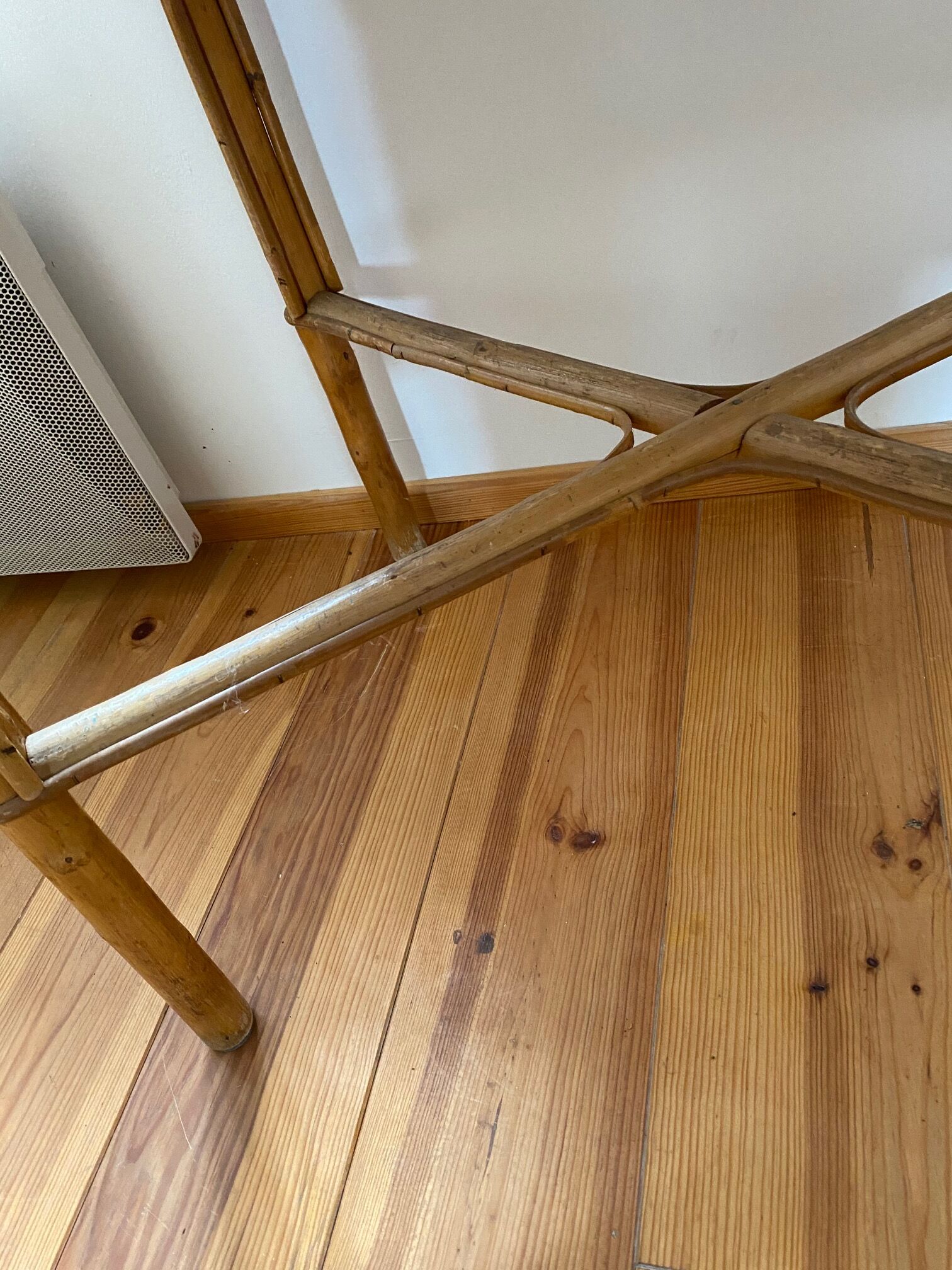 Rattan table
