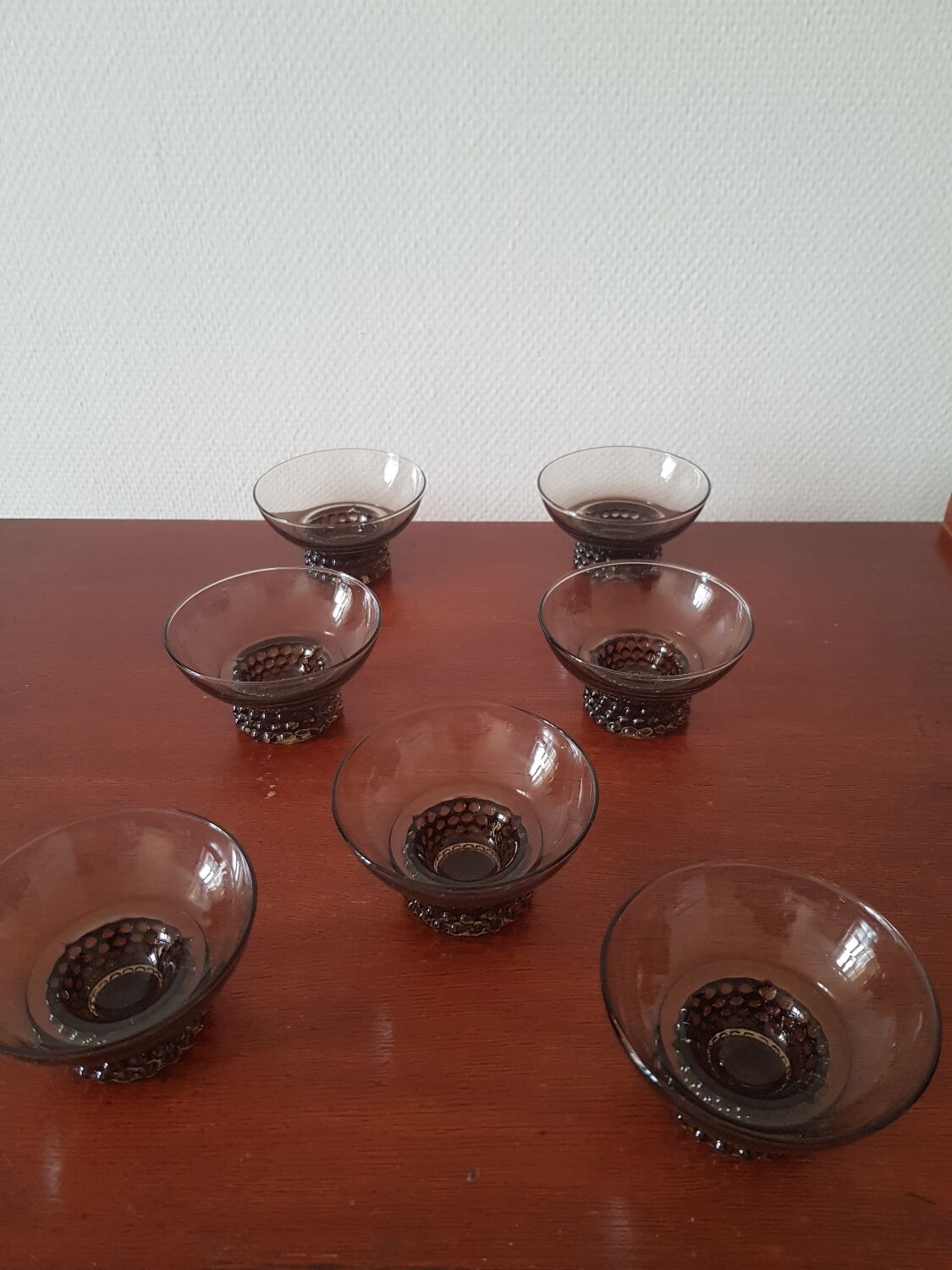 Set of 7 black vintage glasses