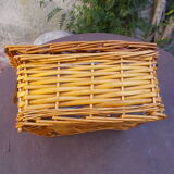Wicker's valise
