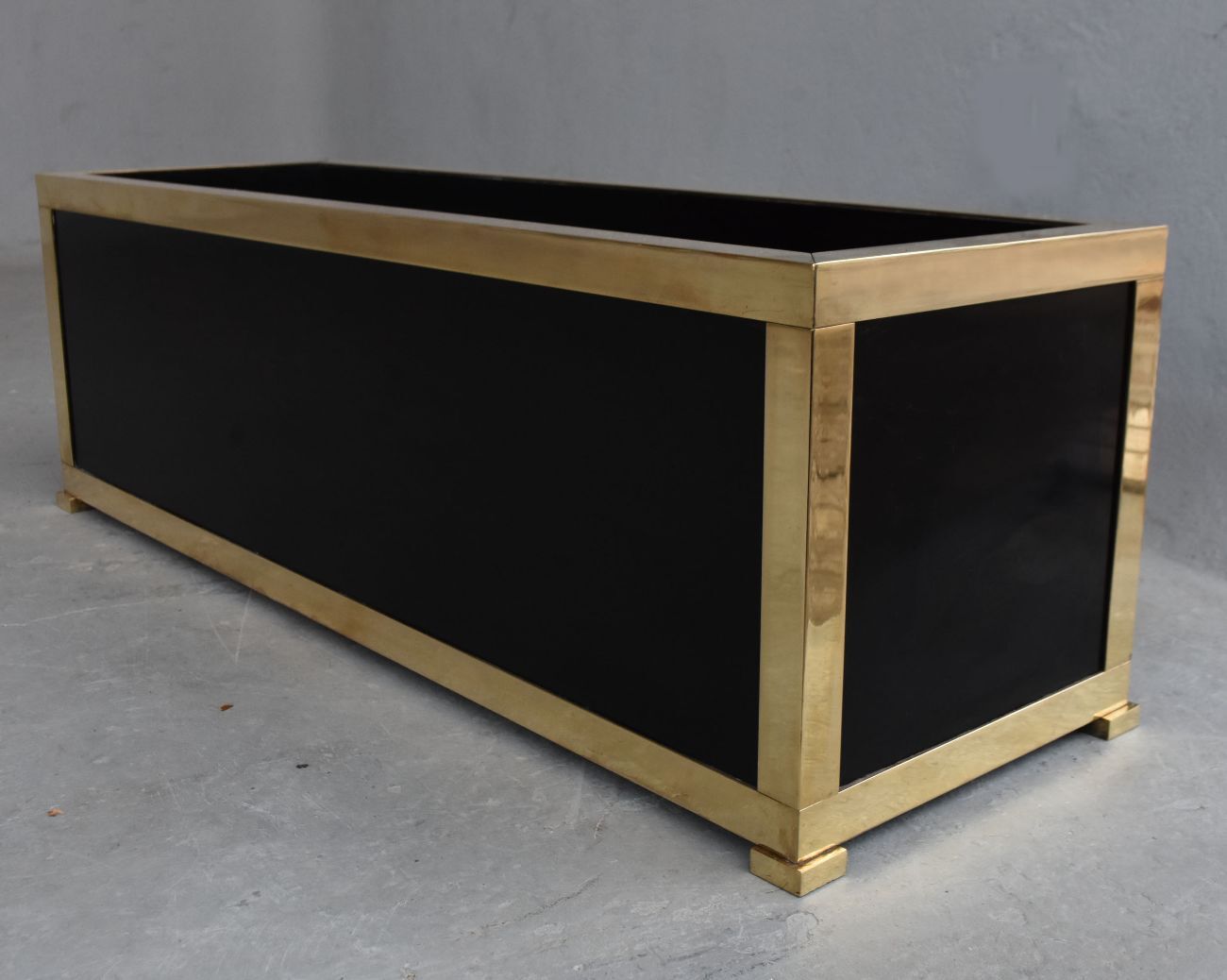 Planter design 1970 brass & bronze