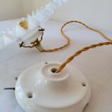 Serrated opaline suspension