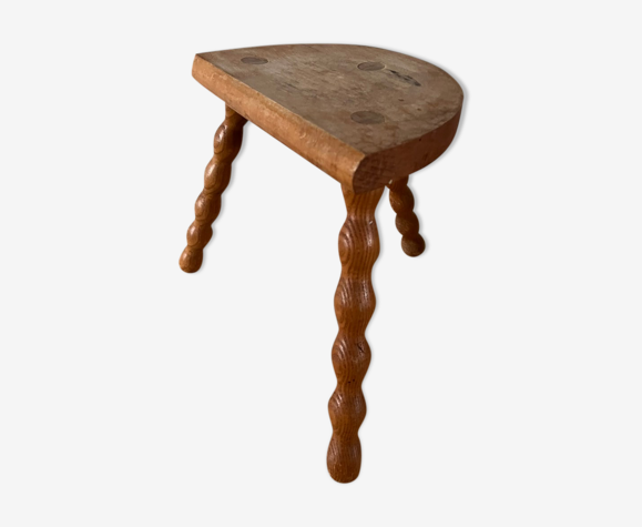 Tabouret de ferme tripode
