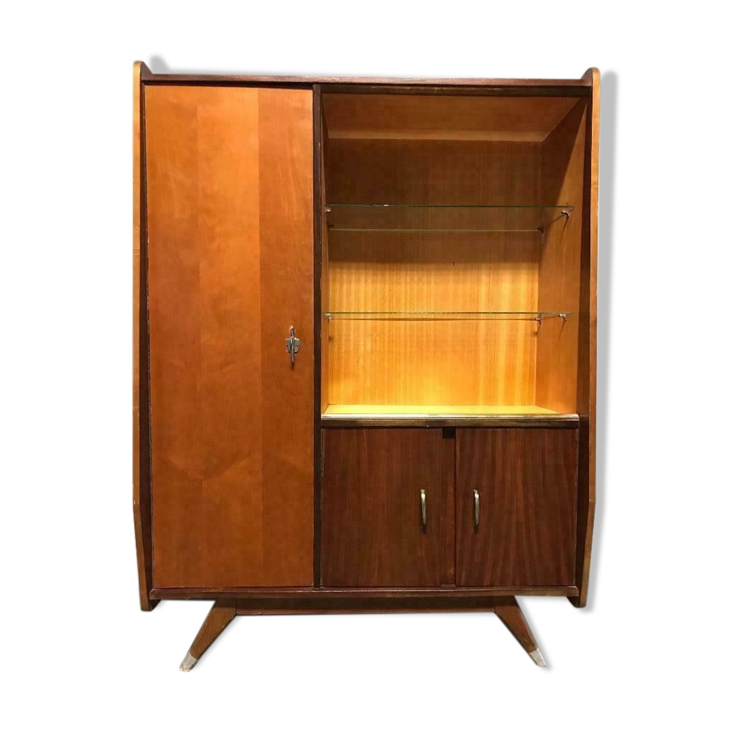 Vintage cabinet / display cabinet / cupboard