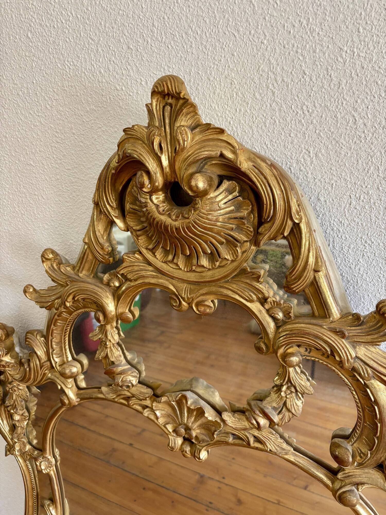 Large gold mirror in Louis XV style