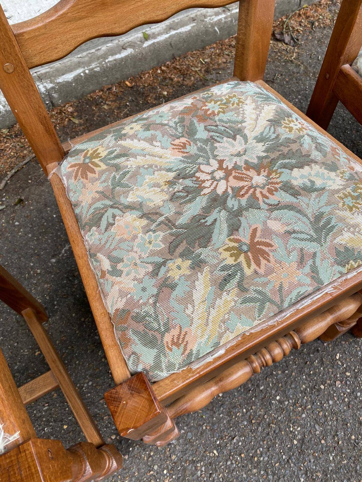 4 chaises bois massif type ferme et tissu