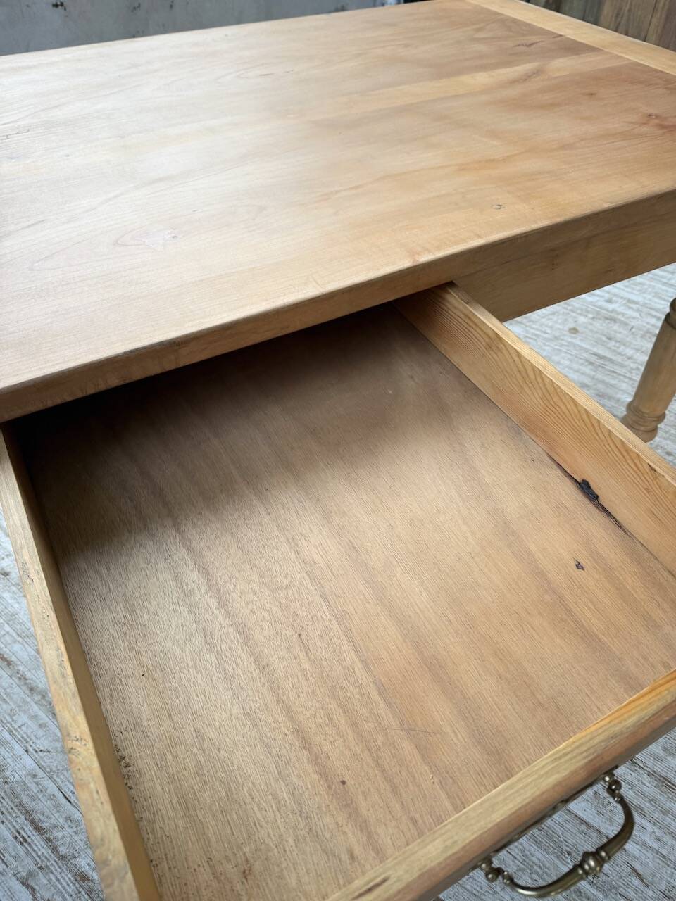 Table de ferme en merisier