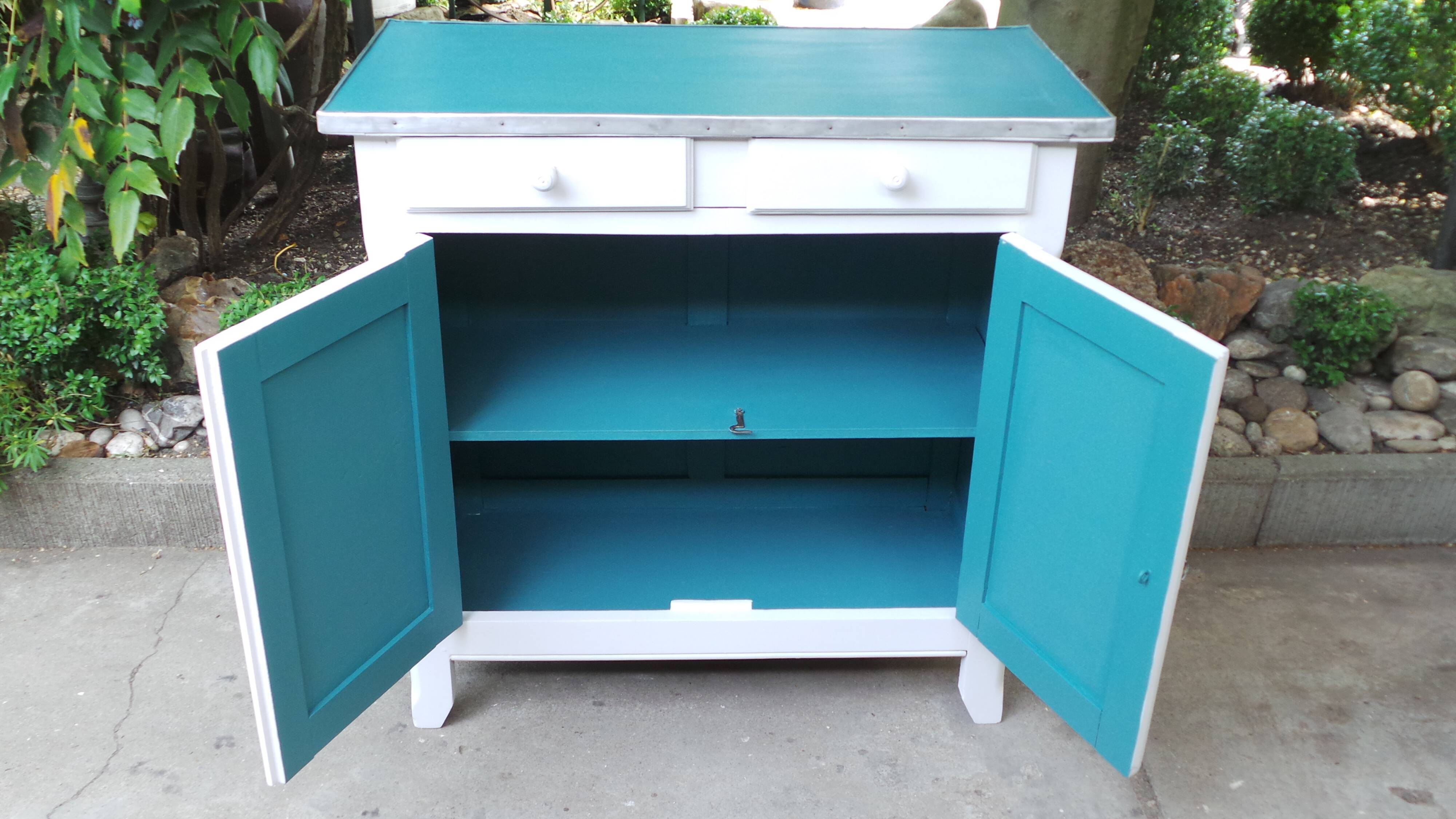 Buffet Paris vintage