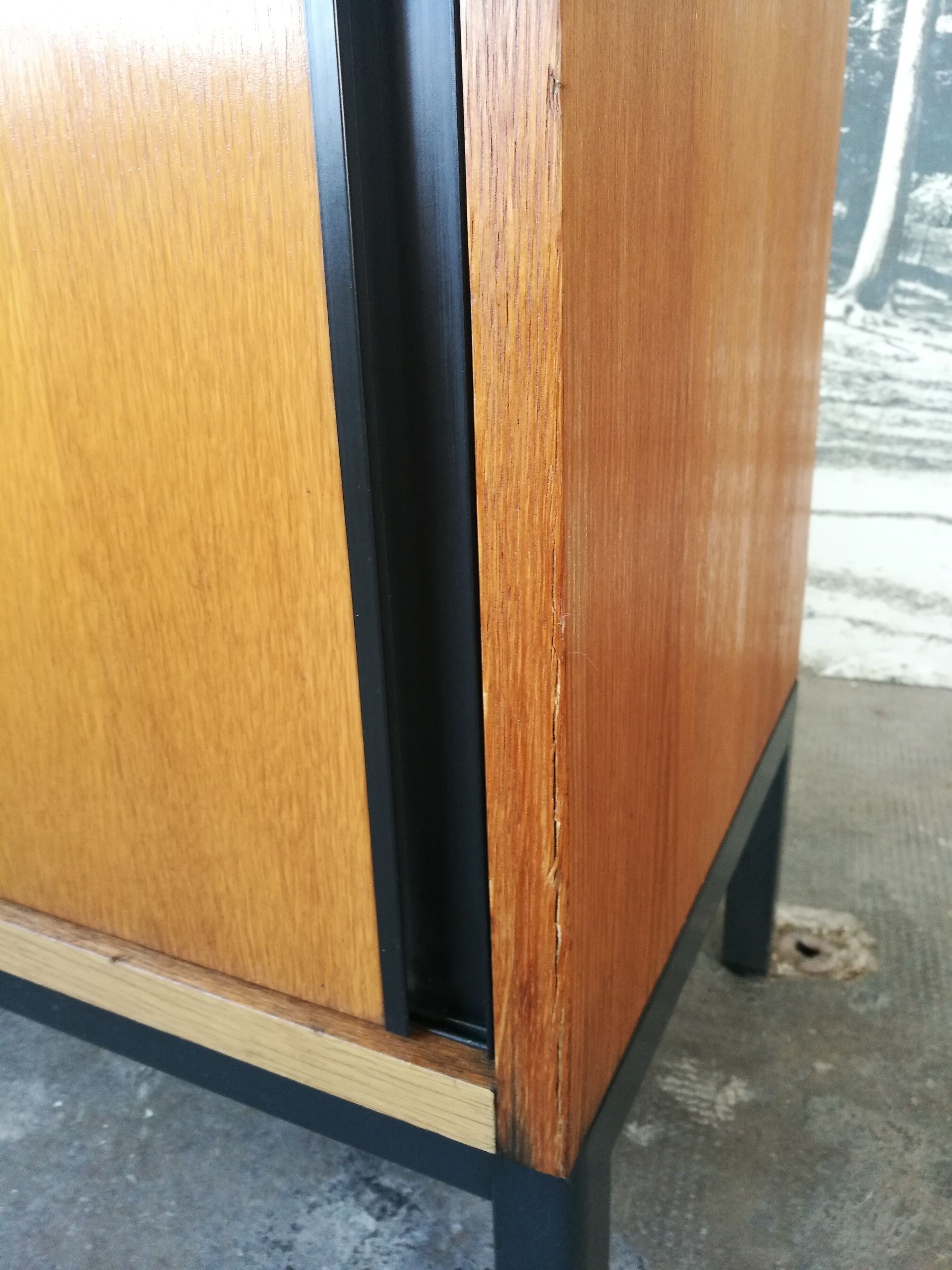 Vintage top sideboard from the 80s, sliding doors