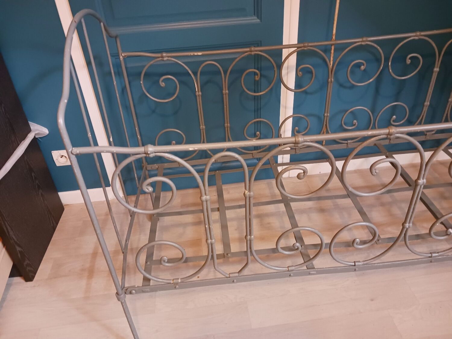 Wrought iron children's bed from the late 19th century.