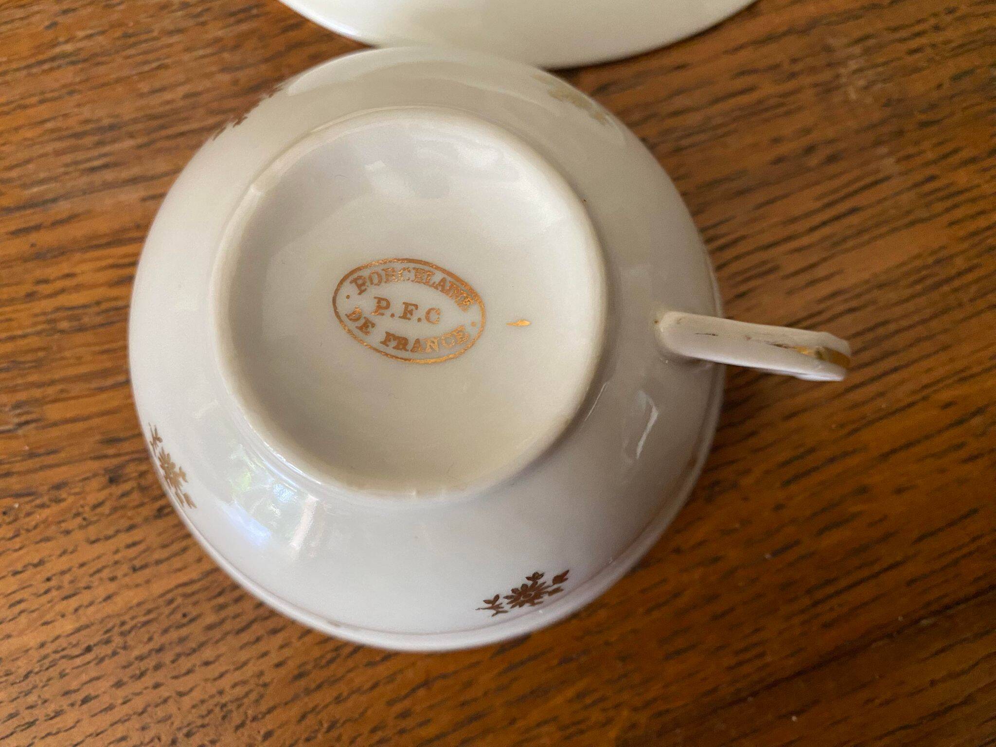 Set of 6 porcelain coffee cups and saucers PFC France