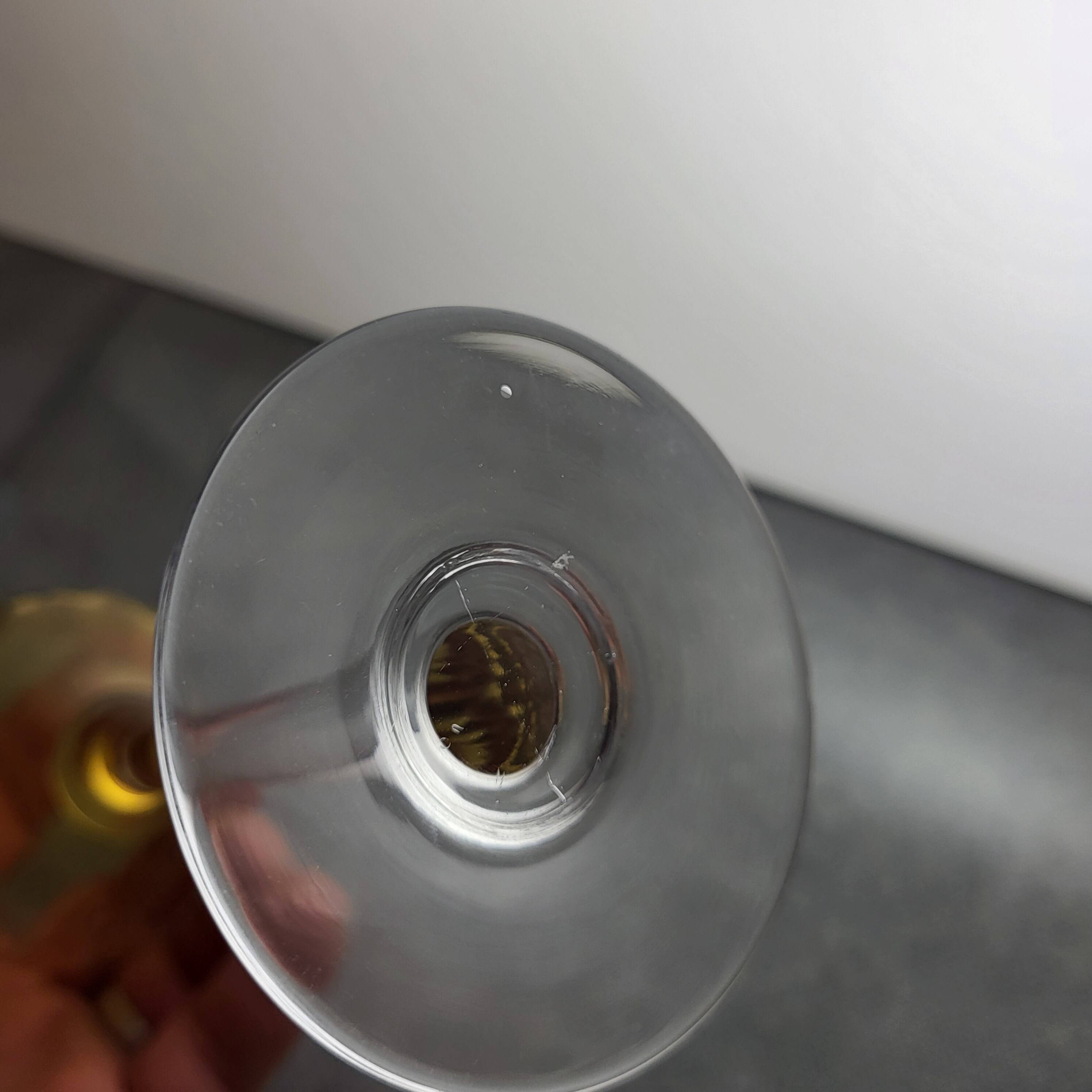 6 verres à vin ambrés en cristal