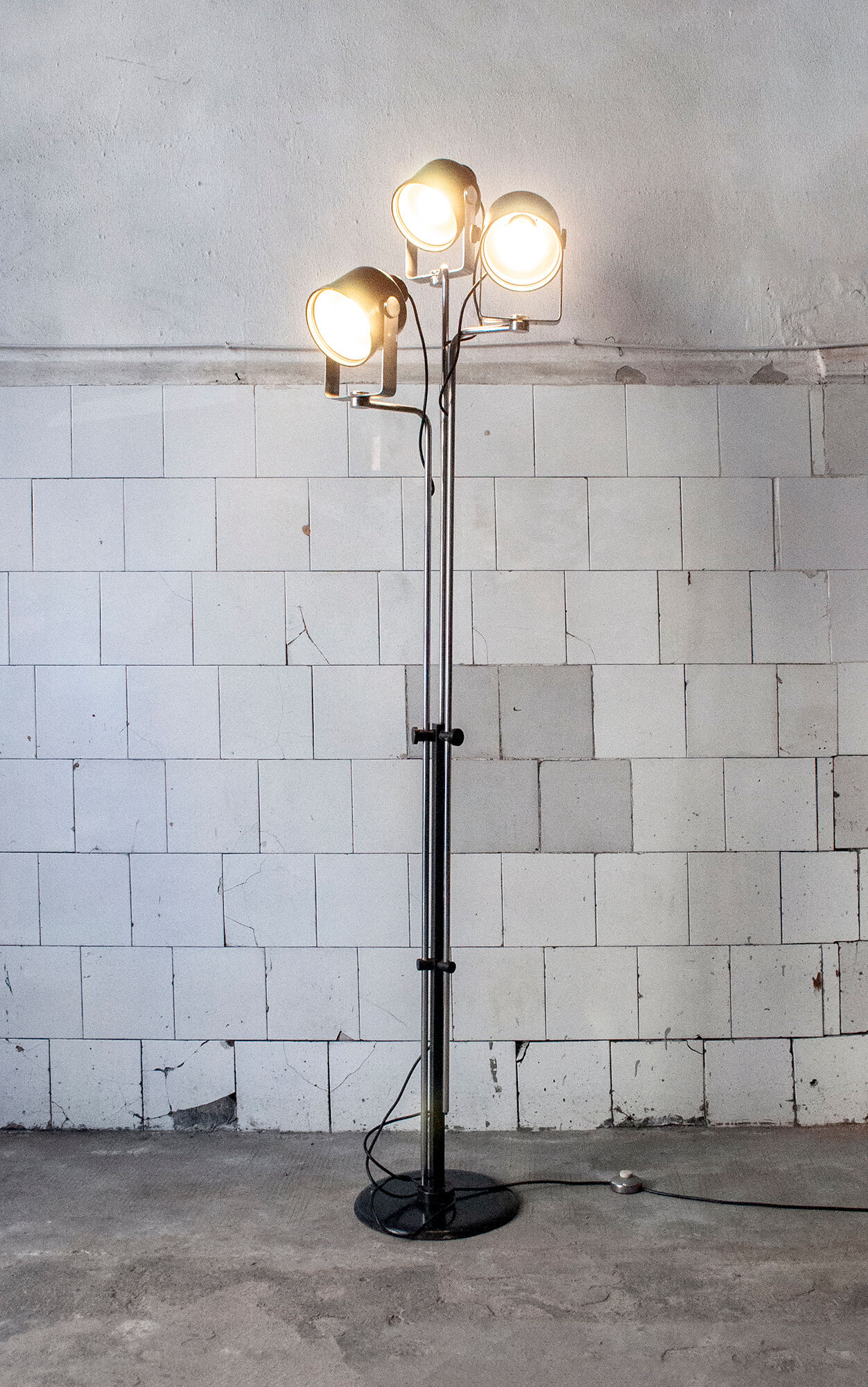 Floor lamp three lights by Luci Milano Anni '70