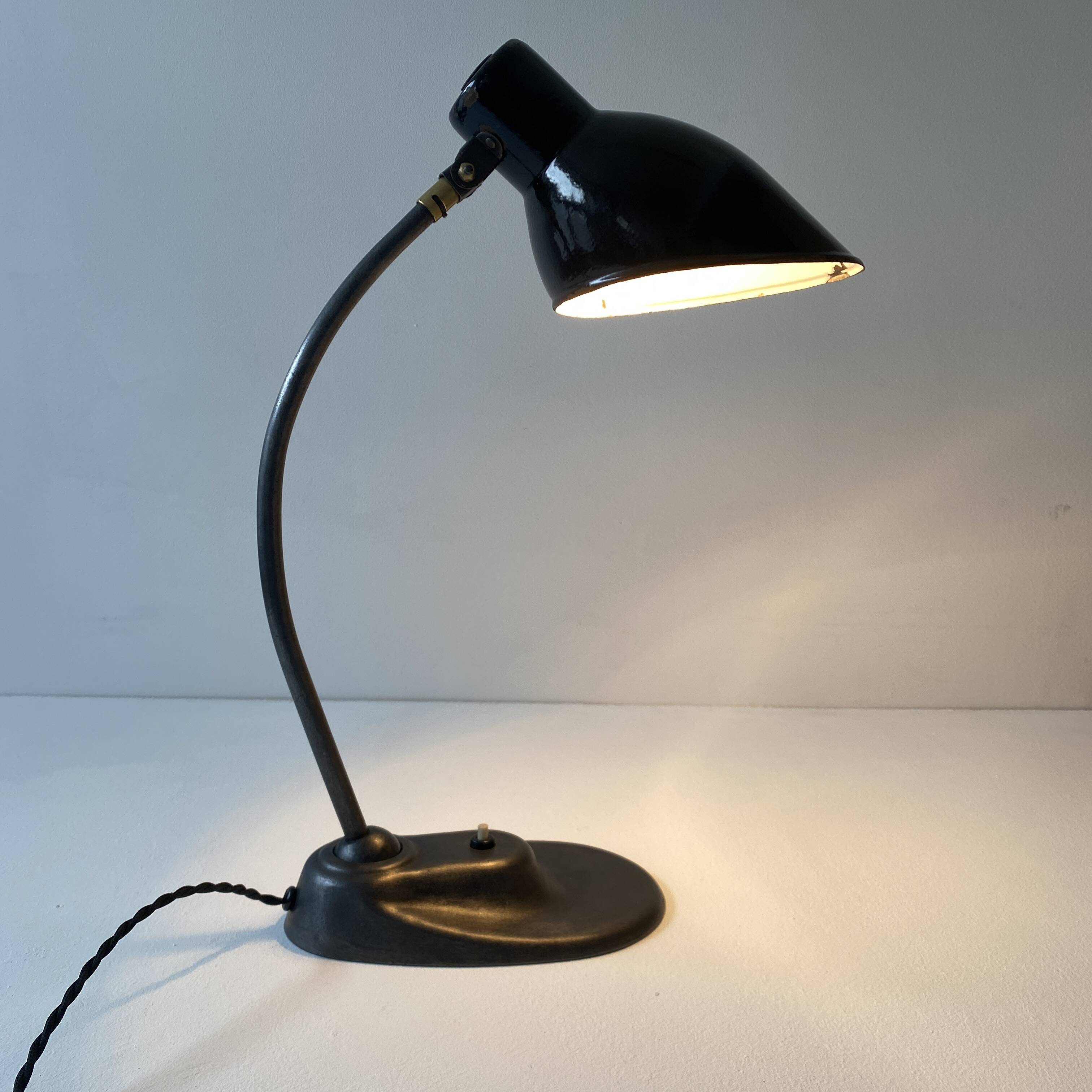 Old Bauhaus desk lamp "Kandem"