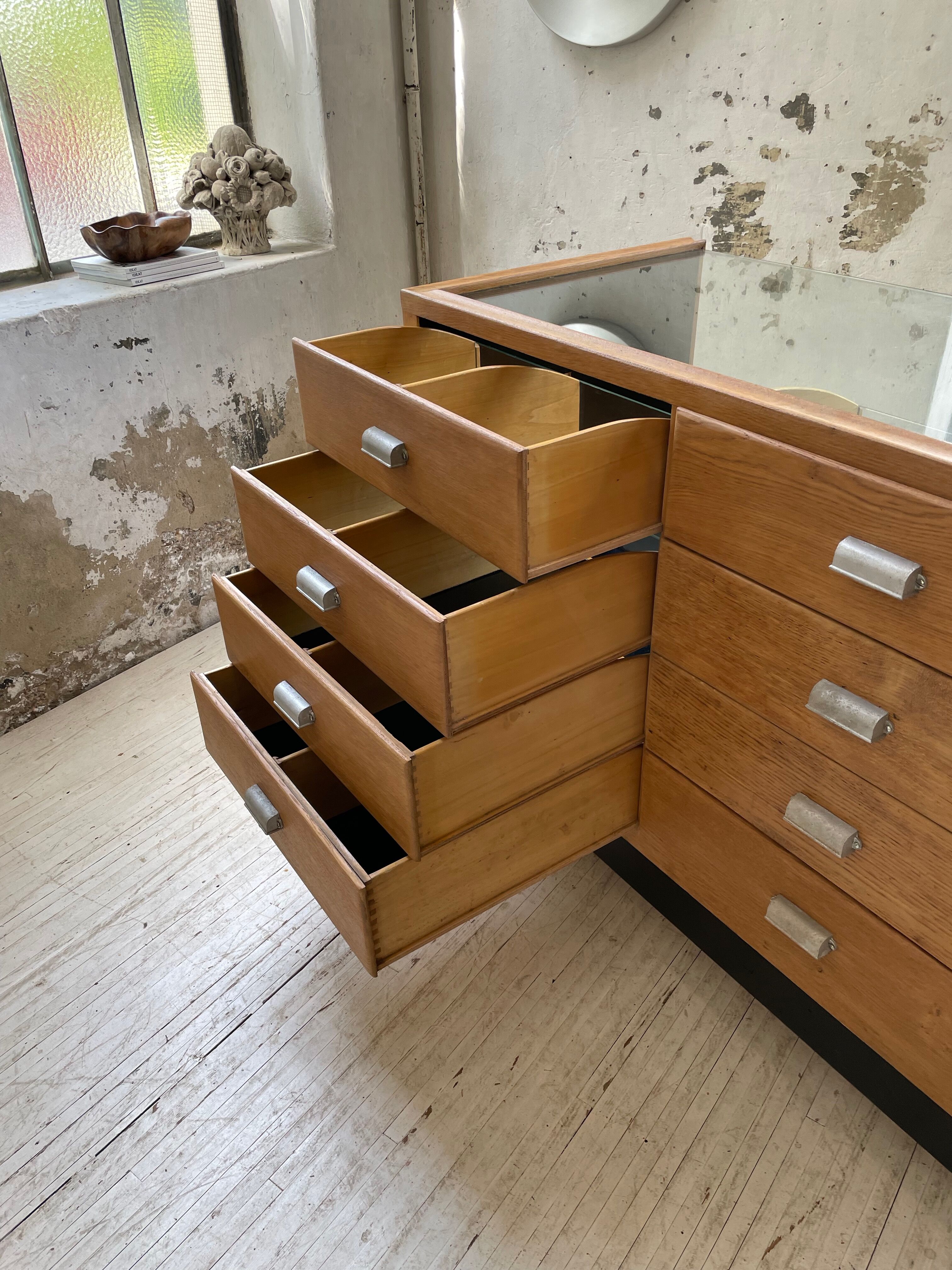 Glass trading post 50s