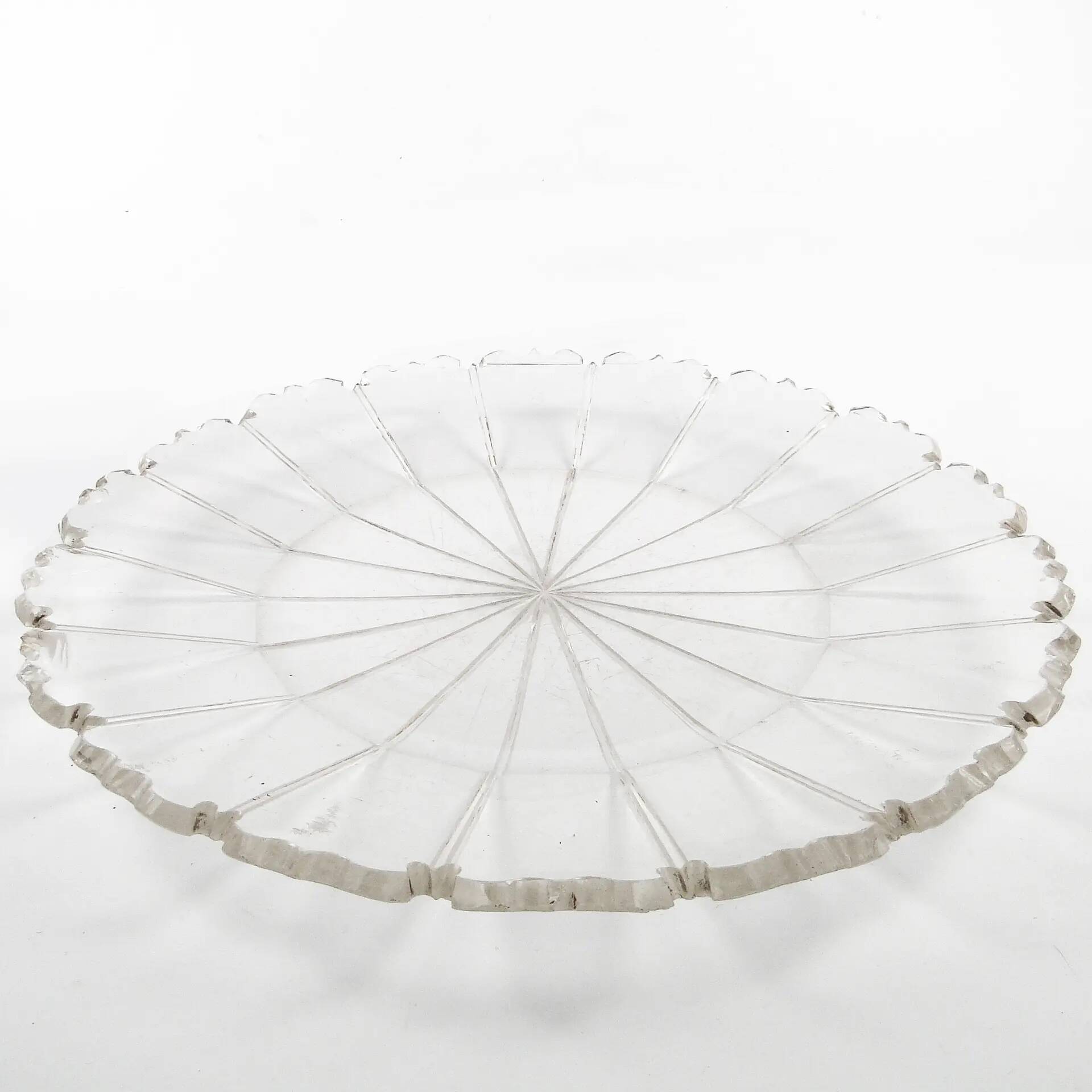 Porte-gâteau Biedermeier, cristal transparent, République tchèque, 19e siècle