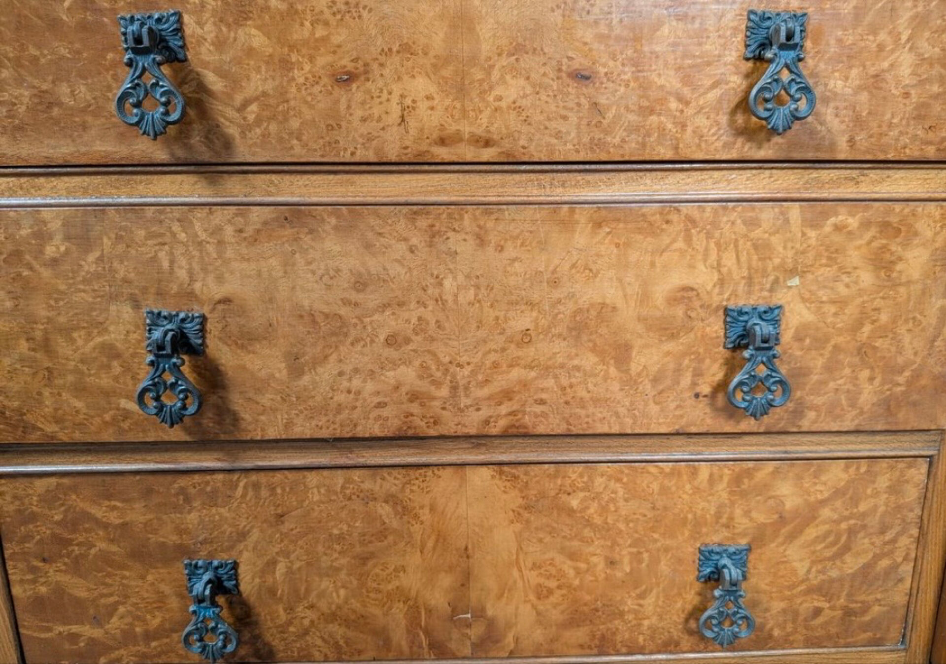 Art Deco walnut sideboard – 1930s