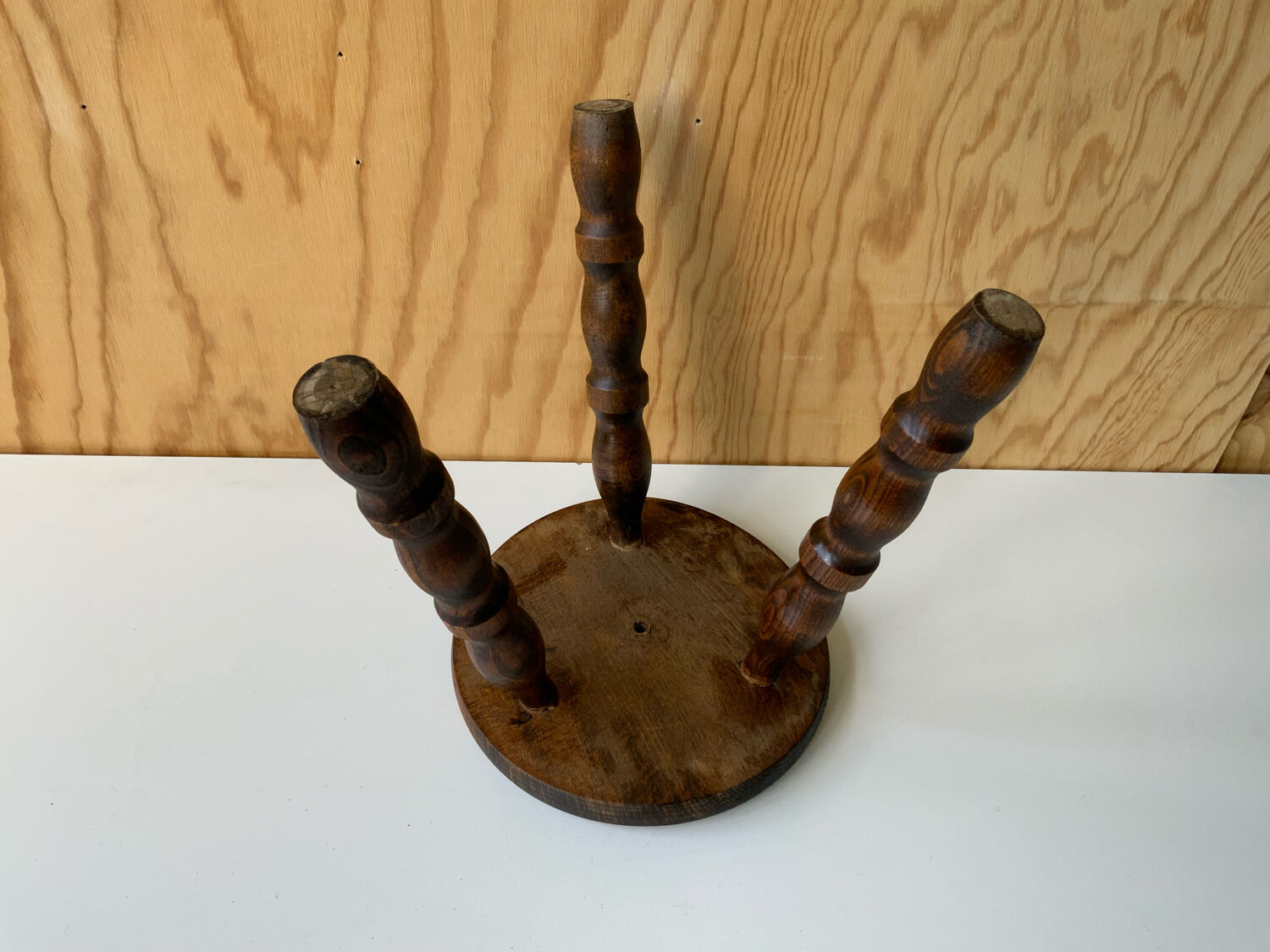 Cowherd stool
