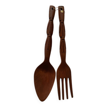 Wooden cutlery