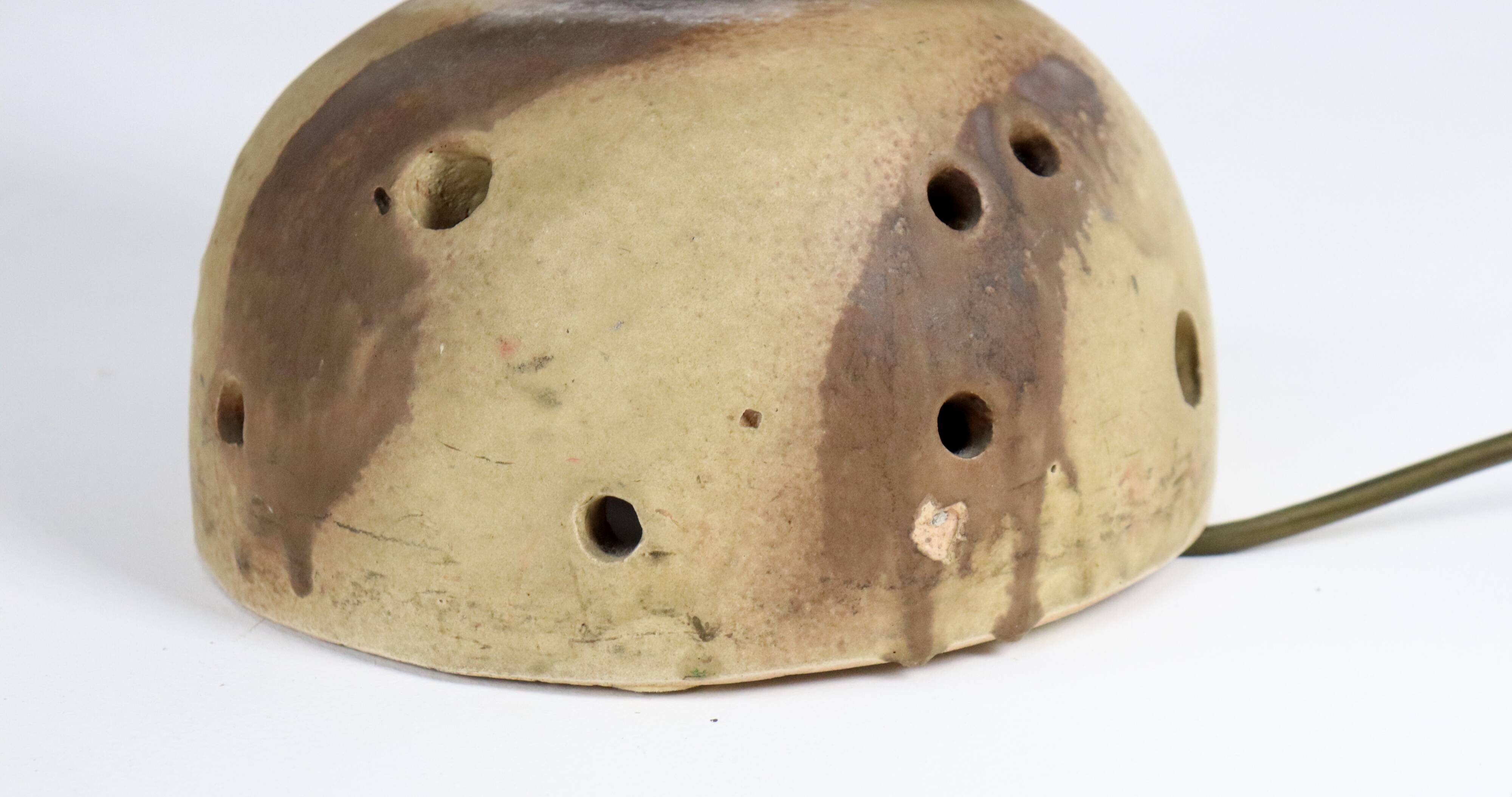 Lampe en céramique brutaliste