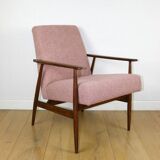 Fauteuil « Lis », années 1970, bouclé rose, design de Henryk Lis