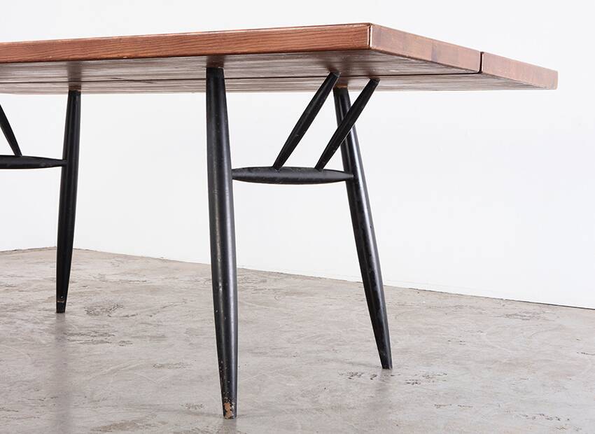 Table à manger Ilmari Tapiovaara Pirkka pour Laukaan Puu Finlande 1950