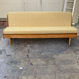Scandinavian daybed sofa