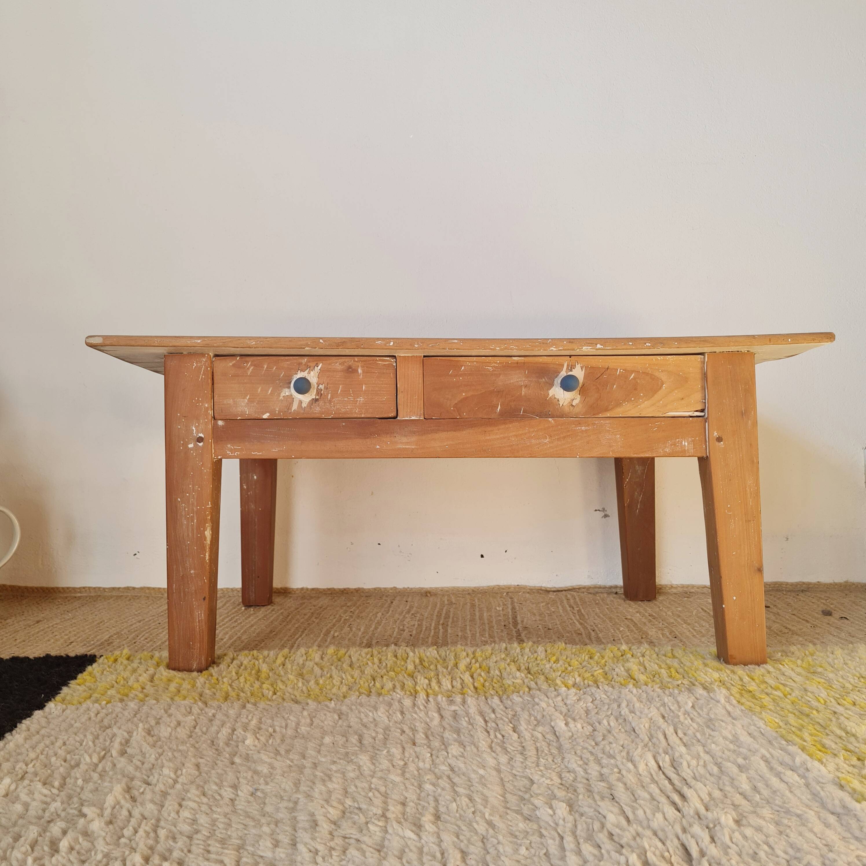 Old low farmhouse table - 2 drawers
