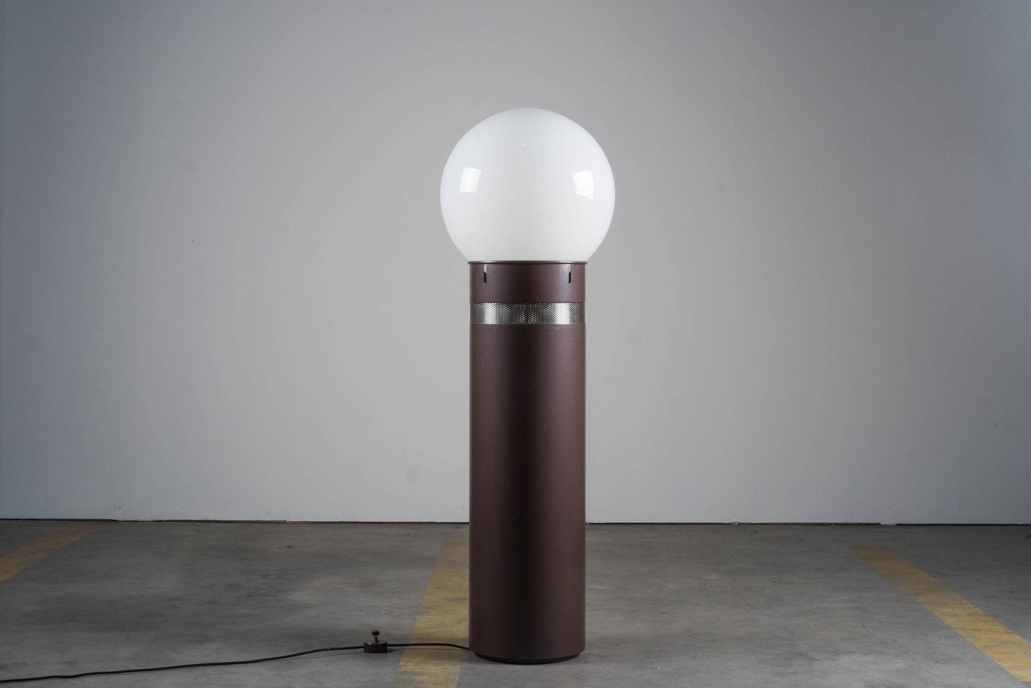 Gae Aulenti - Lampadaire Artemide 'Oracolo'