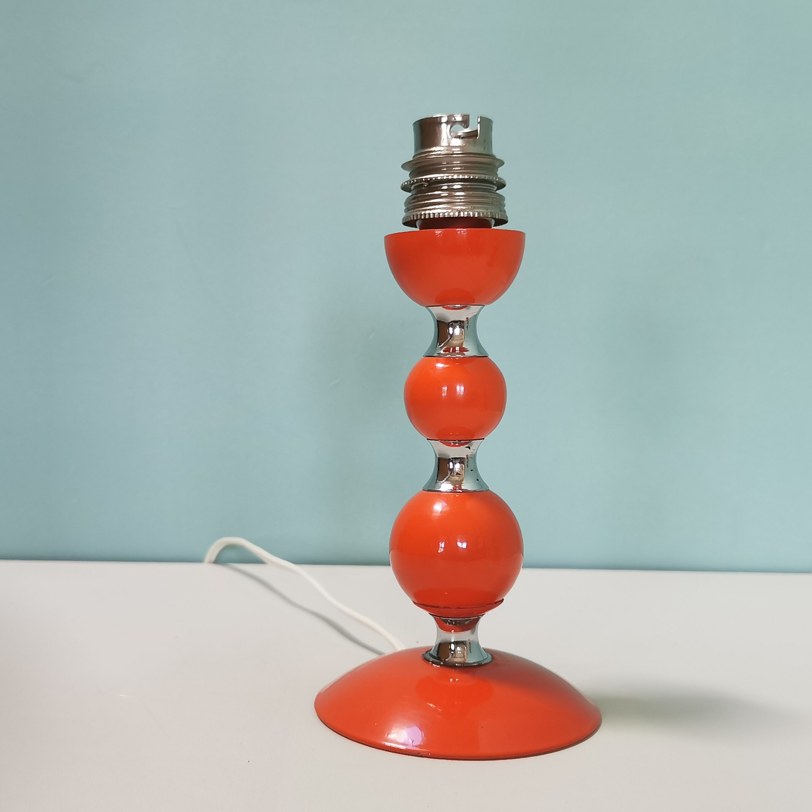 70s lamp feet