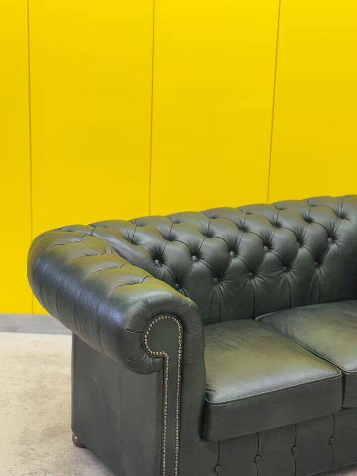 Vintage Green Leather Chesterfield Sofa: Two Seater