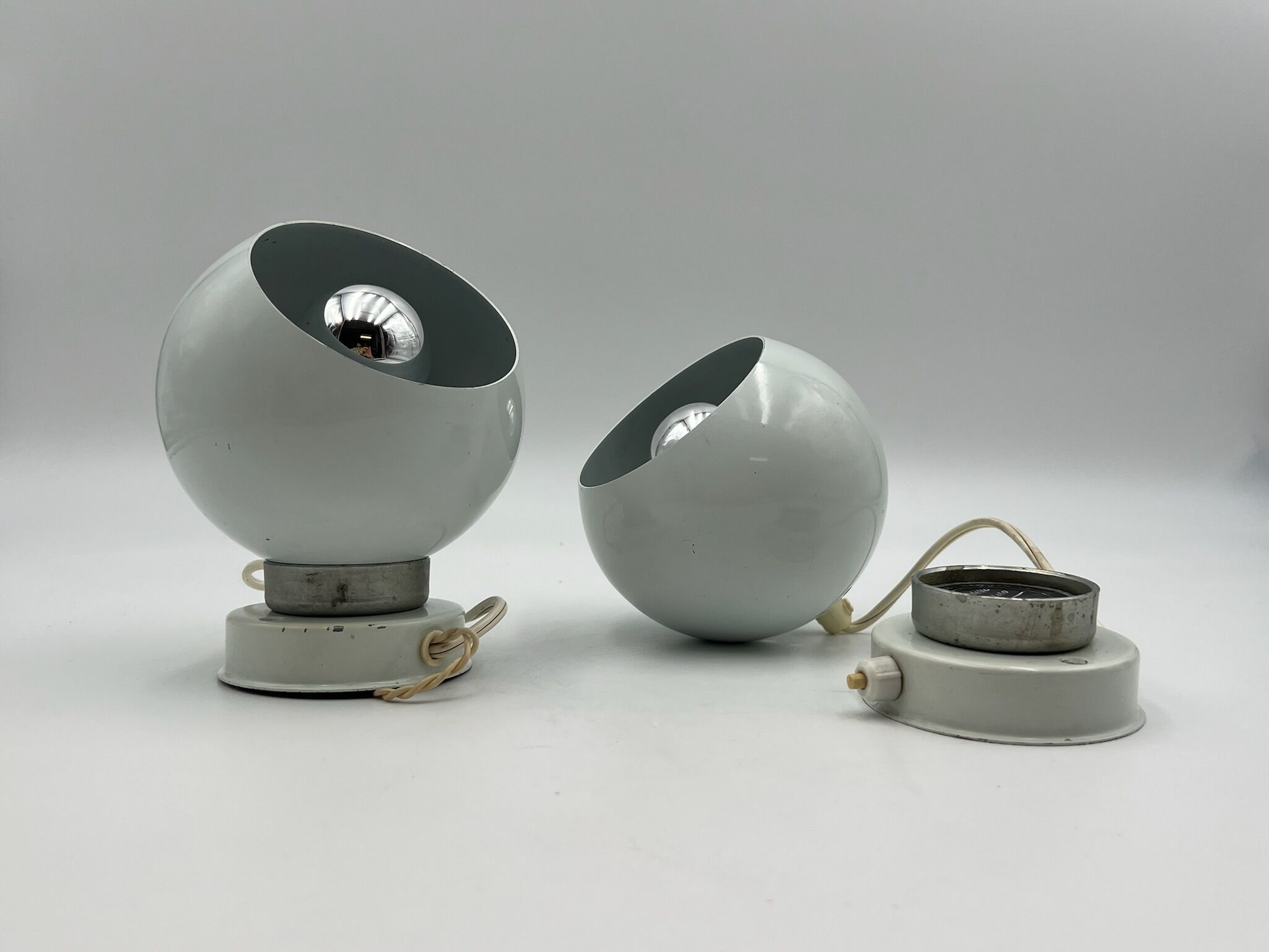 Set of 2 Eyeball wall lamps - Reggiani - 60s,  space age design desk lamp