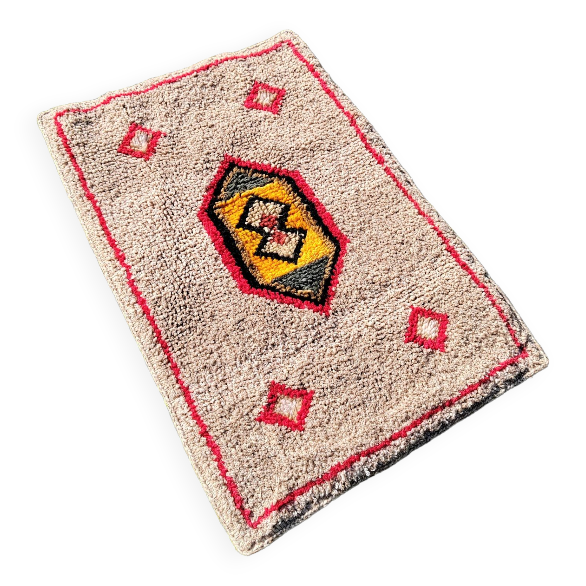 Berber style wool bed descent