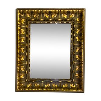 Miroir en bois et stuc doré - 69x56cm