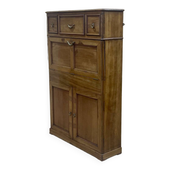 Mahogany wardrobe from the 1930s