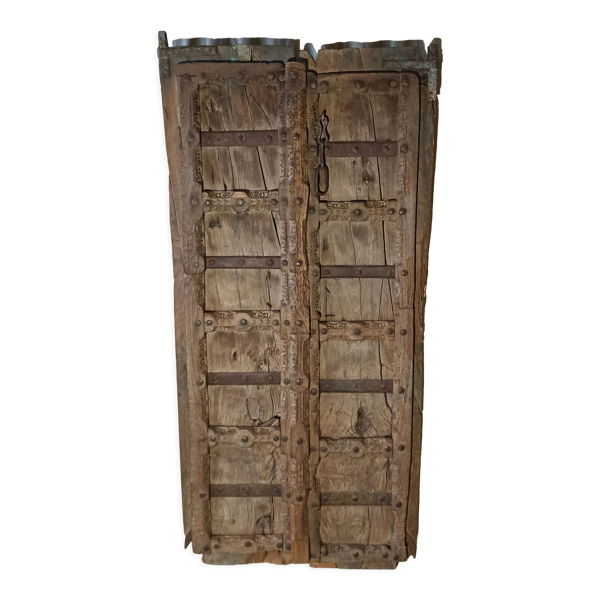 Porte ancienne en bois