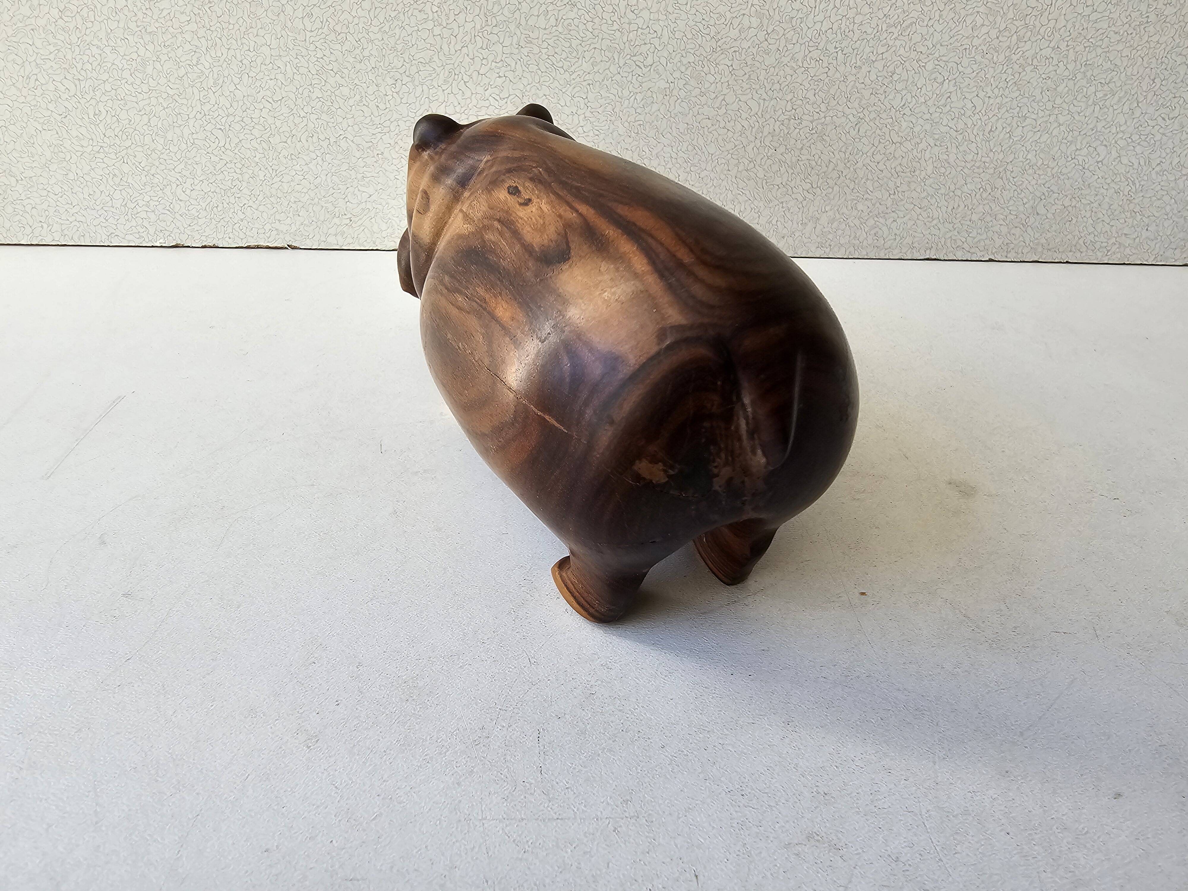 Zoomorphic wooden hippopotamus statuette sculpture