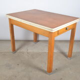 Table Mado