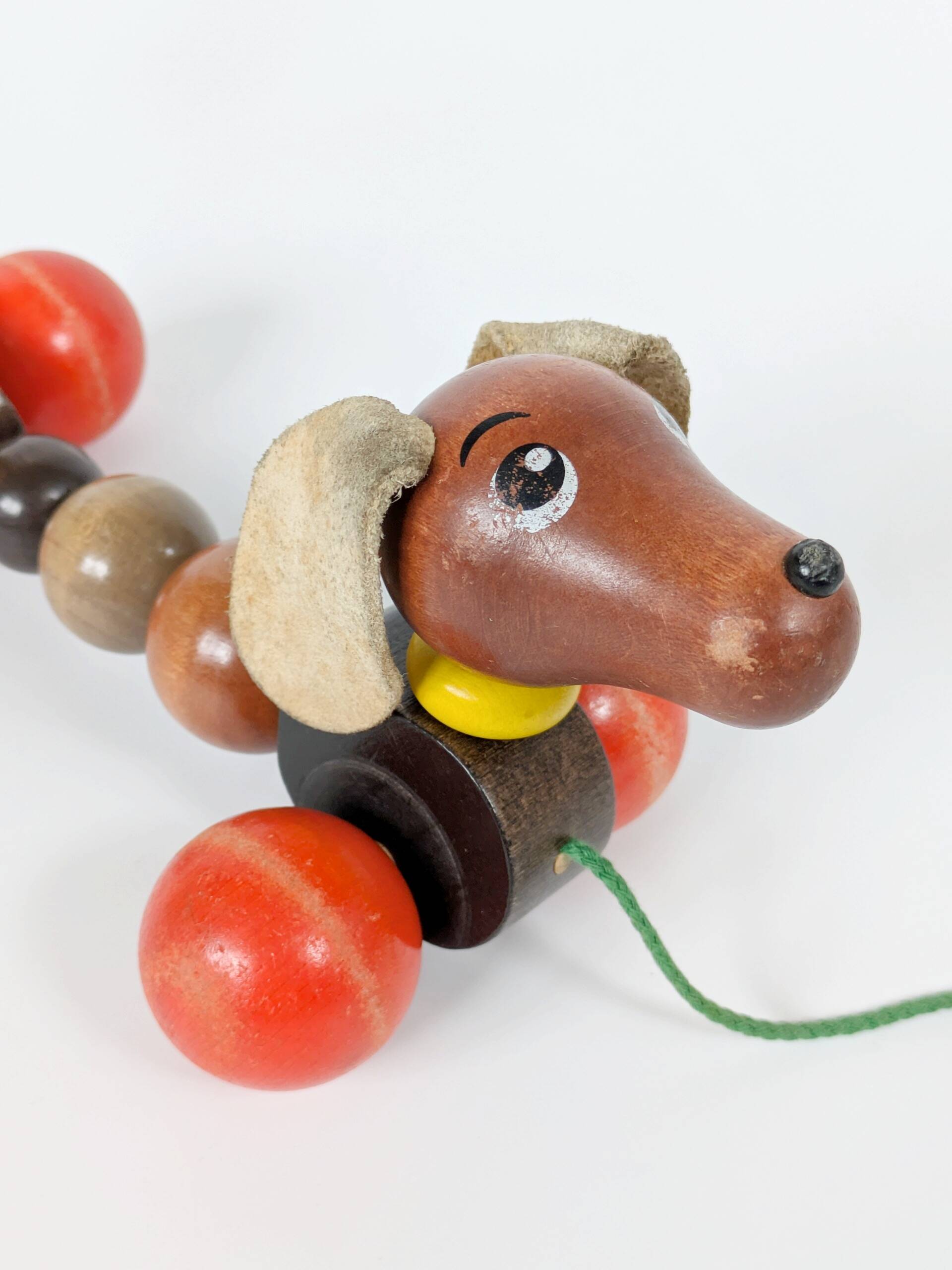 Vintage wooden pull-along dachshund toy | Lorenz, Germany