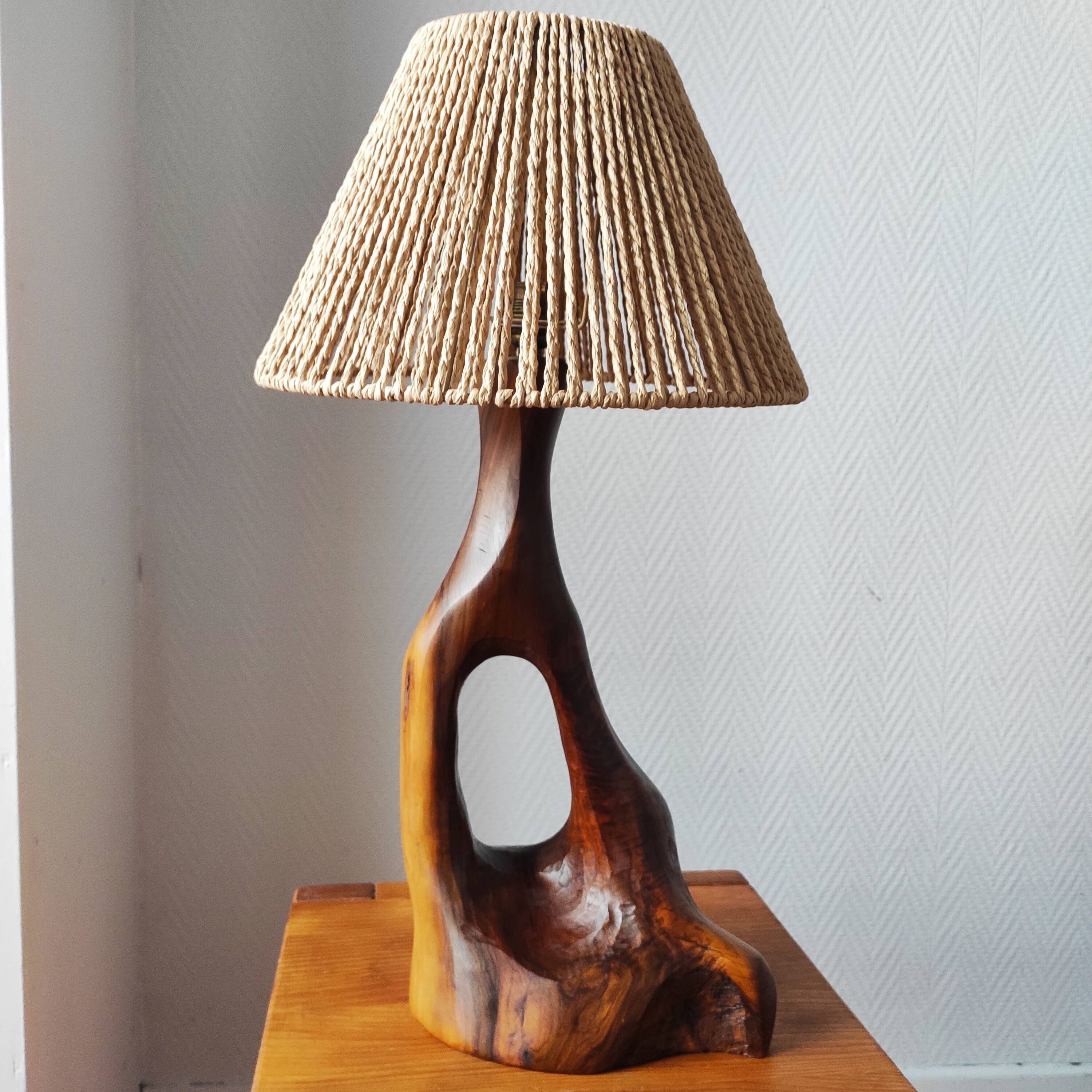 Brutalist olive wood lamp – Unique piece – 1950s