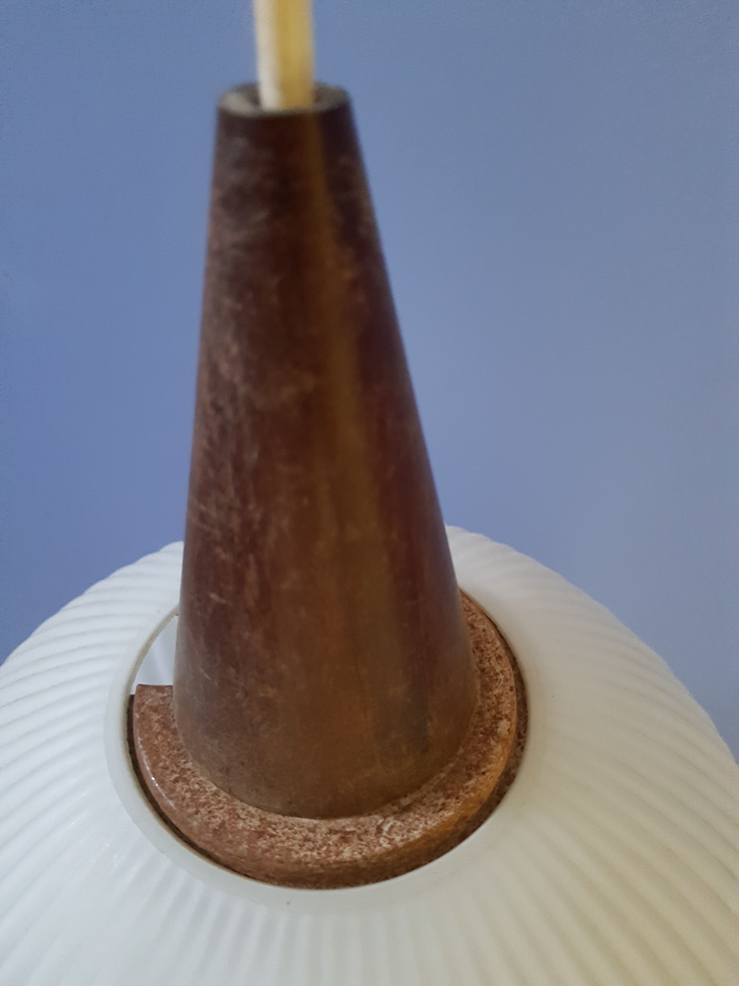 Scandinavian hanging