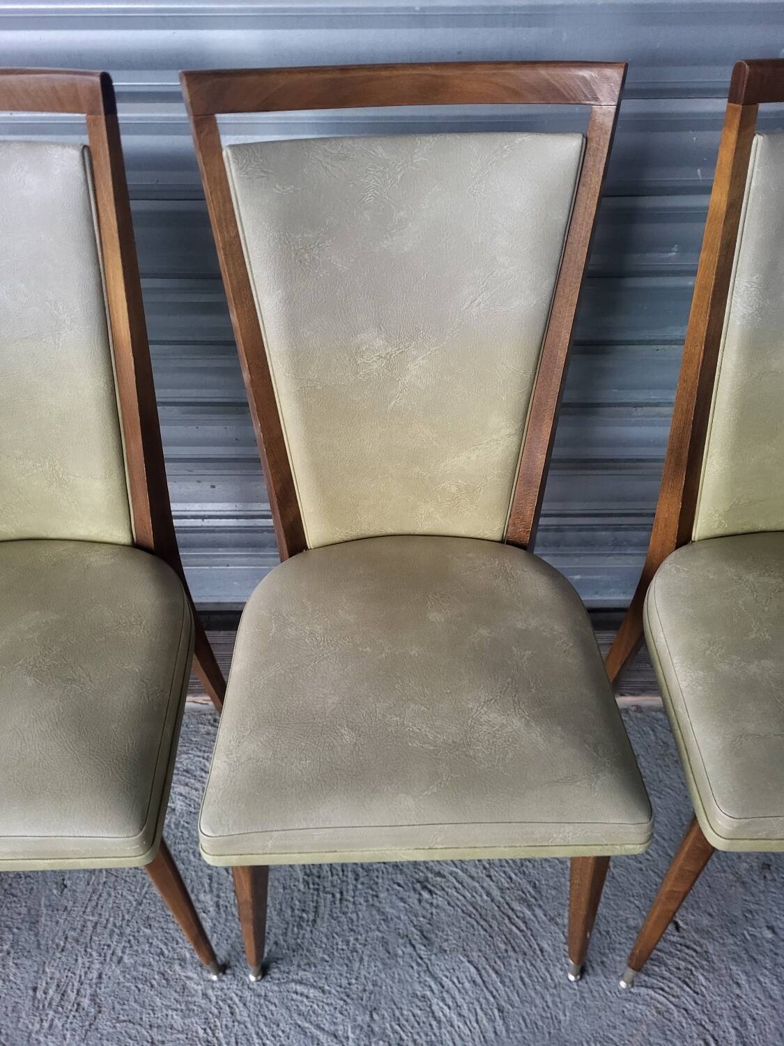 Série suite de 8 chaises Vintage circa 1960