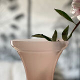 Vase en opaline